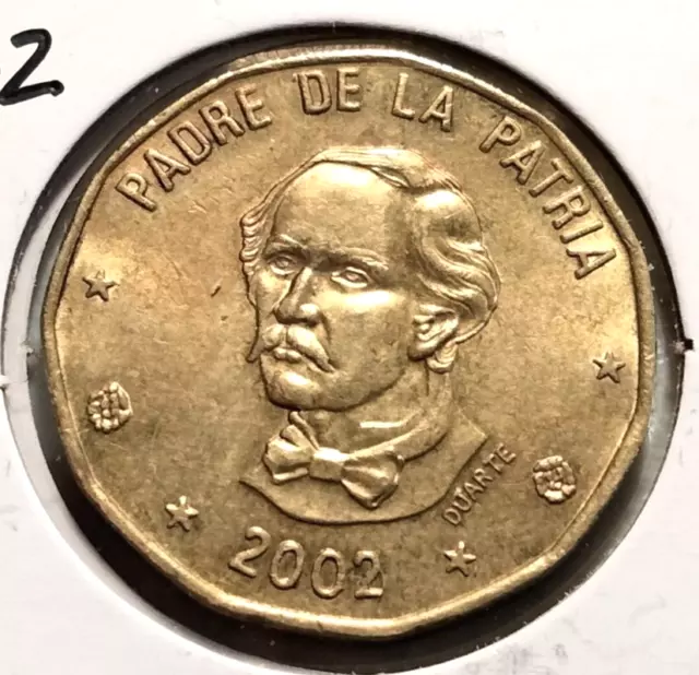 2002  Dominican Republic 1  Peso  Coin  - KM# 80.2 - (INV#9086)