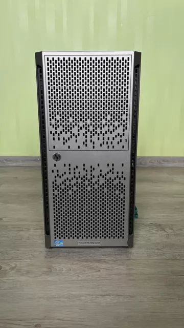 HP ProLiant ML350p Gen8 - 4x 300 GB HP 10K SAS