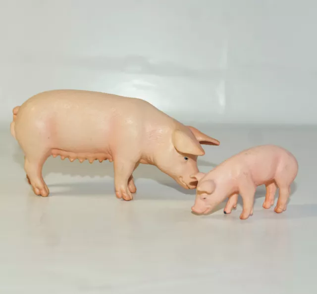 2003 Schleich Pig Sow & Piglet D-73527 Farm Animal Figure