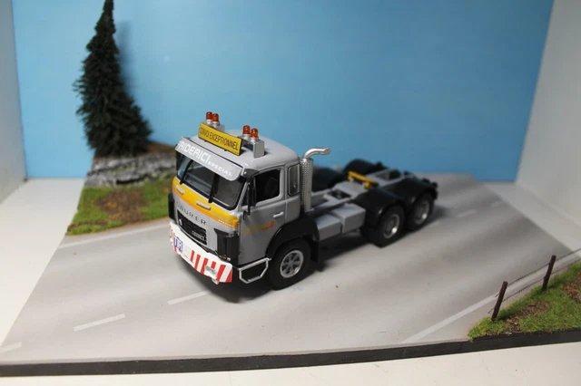 Tracteur Saurer D 330 Camion Semi-remorque - Altaya 1/43 - NEUF