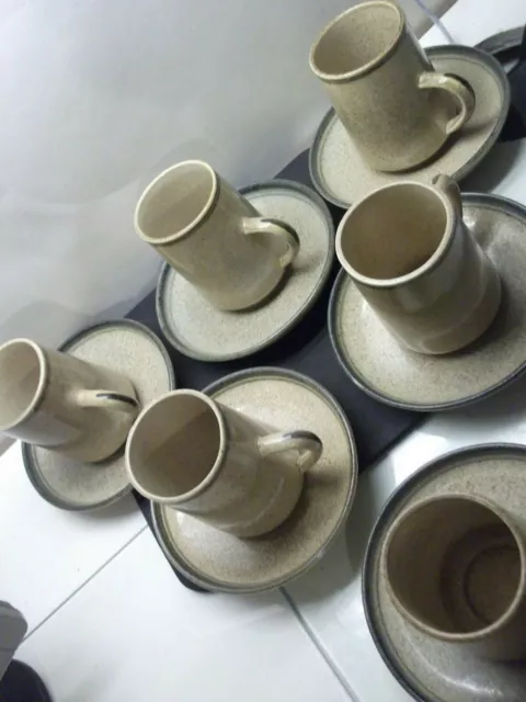 Honiton Pottery 6 Coffee cups & saucers  in Brown