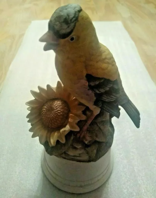 Vintage Gold Finch 8 1/2" Figurine Porcelain Bird Statue Hand Painted - KW5158