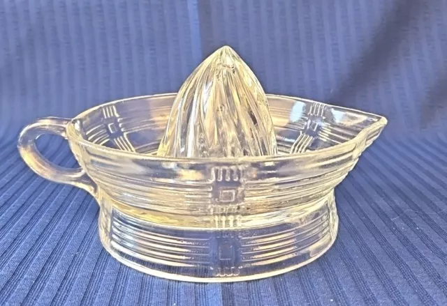 Vintage Clear Glass Juicer  Citrus Reamer Basket Weave Pattern (HHH)