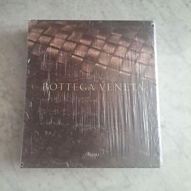 Bottega Veneta アートブック メタリック BOTTEGA VENETA ART Book, Hardcover, Slightly Used, No Major