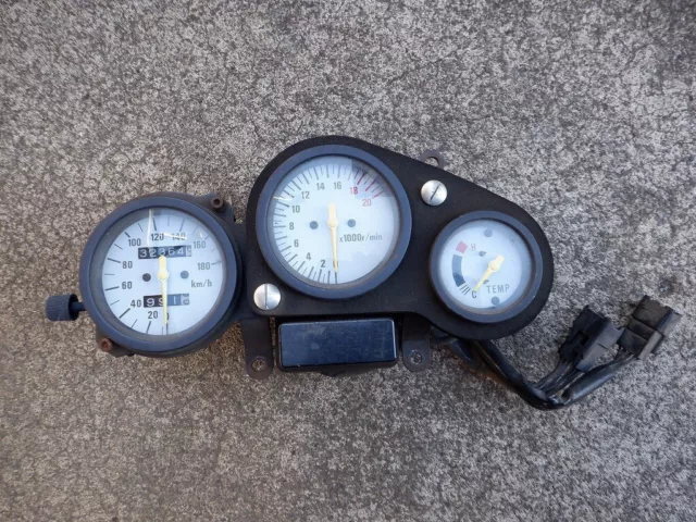 Bandit 250Ltd Gj74A Genuine Meter 2 32364 Km White Panel