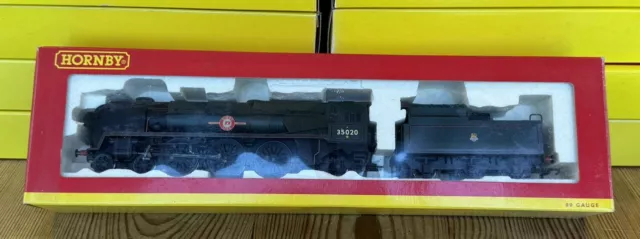 NOS Hornby R 2204 BR 4-6-2 35020 Bibby Line Merchant Navy Class Locomotive Boxed