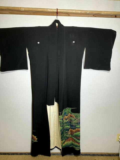 Kimono  Vintage Japanese Woman's tomesode