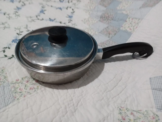 Saladmaster 9" Skillet Sauce Fry Pan & lid Stainless Steel Tri Clad Saladmaster 9" Skillet Sauce Fry Pan & lid Stainless Steel Tri Clad