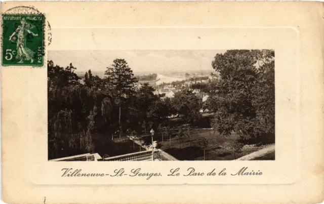 CPA AK Villeneuve St.Georges Le Parc de la Mairie FRANCE (1282859)