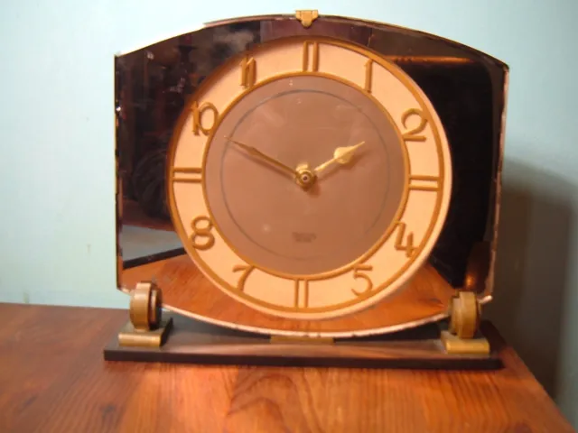 Art Deco Smilths Clock.