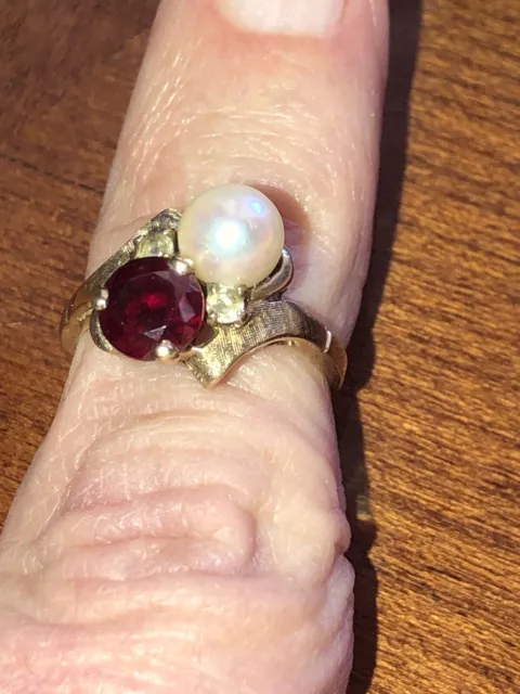 Vintage 10k Solid Yellow Gold Natural Garnet Diamond & Pearl Ring Sz 6 2.7 grams