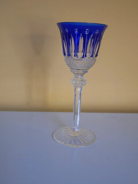 1 verre à vin du Rhin  modèle tommy Cristal Saint ST Louis 16,5 cm Roemer Bleu