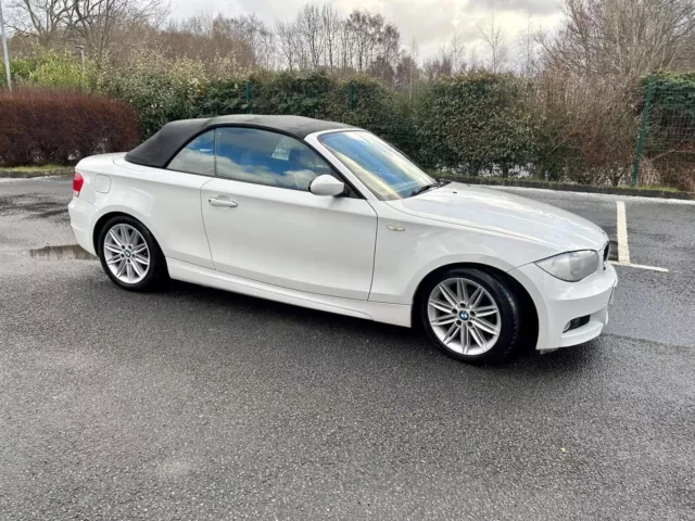 Breaking BMW 1 Series 120i M Sport E88 Convertible Alpine White For Parts/Spares