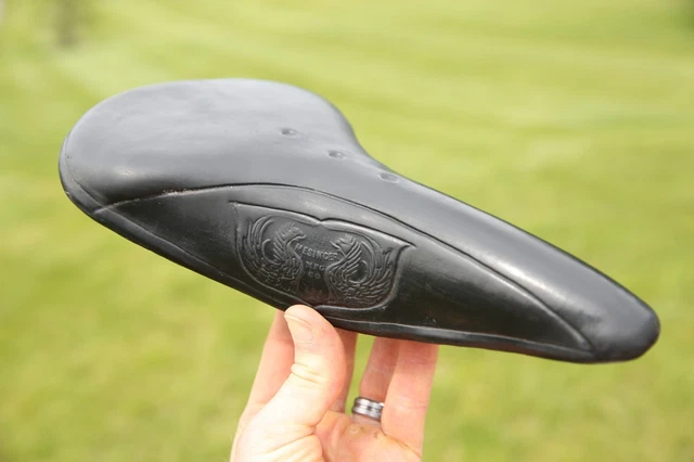 Vintage Mesinger Mfg Co USA Saddle Bicycle Seat Black BMX Schwinn Road Bike Etc Vintage Mesinger Mfg Co USA Saddle Bicycle Seat Black BMX Schwinn Road Bike Etc