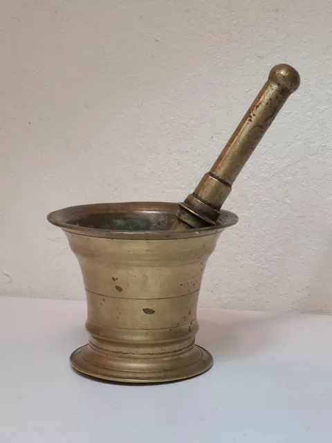 ANTIQUE APOTHECARY 18th - 19th C. BRASS MORTAR & PESTLE SOLID "CAST" BRASS