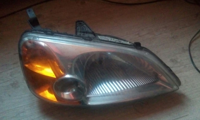 Optique Avant Gauche (phare) Honda Civic 8 Phase 1 – Occasion – Réf 0301193301