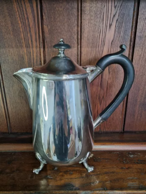 Vintage Glasgow EPNS Silver Plated 1.5 Pint Coffee/Hot Water Pot on Scroll Feet