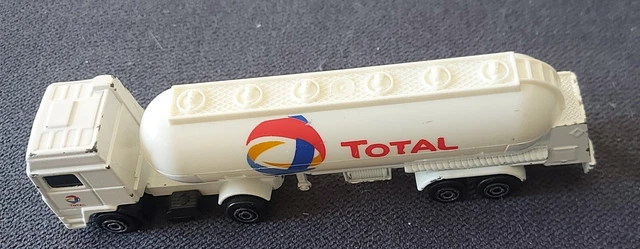 MAJORETTE CAMION CITERNE EUR 10,00 - FR
