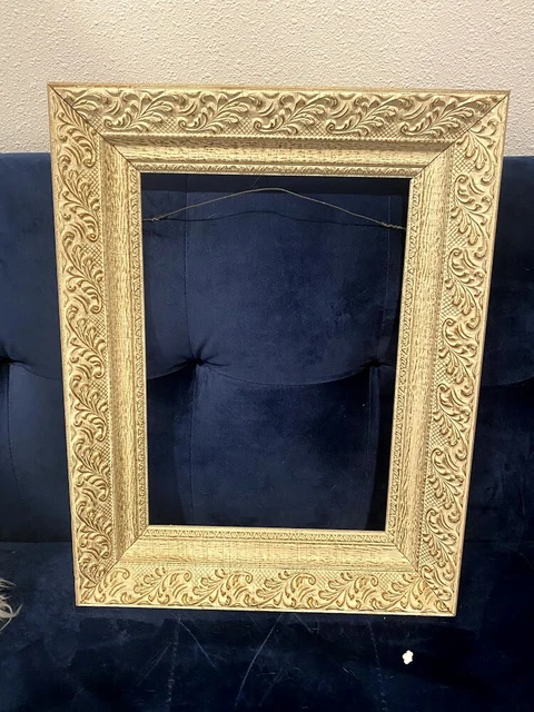 Vintage Ornate Wooden Picture Frame Antique White & Gold Accents Gorgeous!