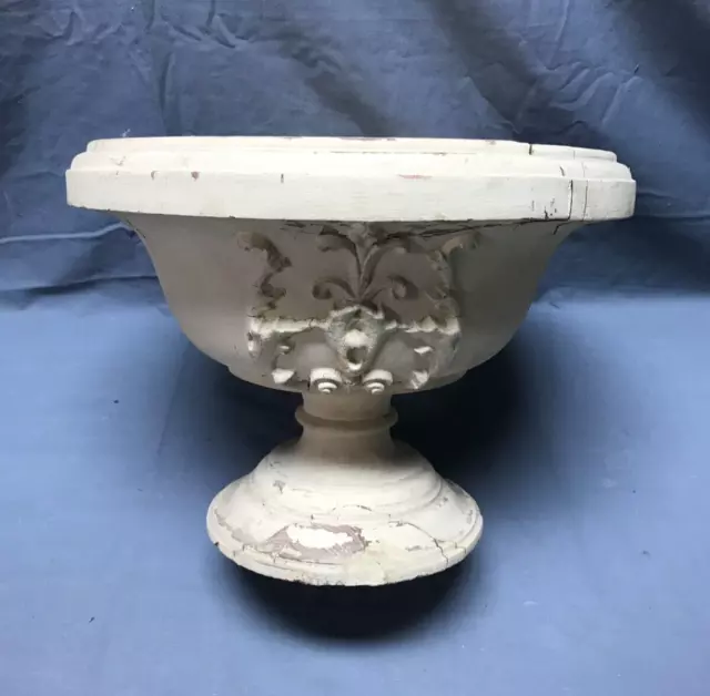 Antique Shabby VTG Wood 13" diameter Plant Stand Old Creamy Tan Chic 1804-22B