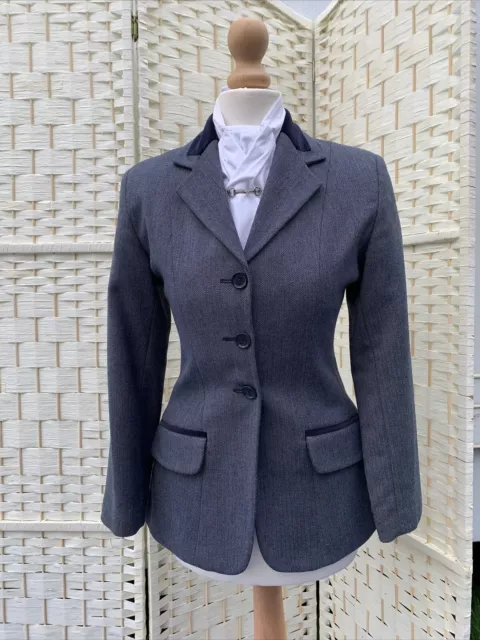 Girls/Petite Ladies Size 28/UK 4 TAGG Fine Blue Tweed Show Jacket. Double Vents