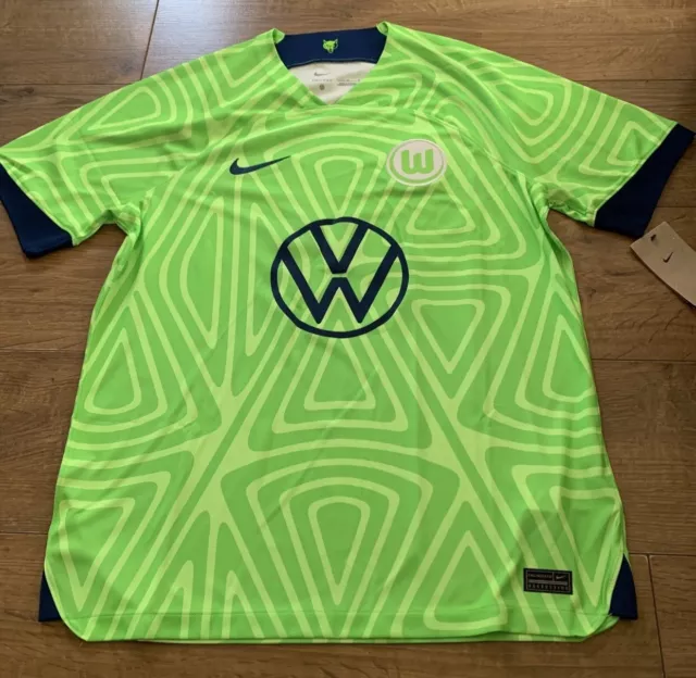 WOLFSBURG VfL Nike Home Shirt 2022-2023 NEW Men's Jersey BNWT 22/23 Medium