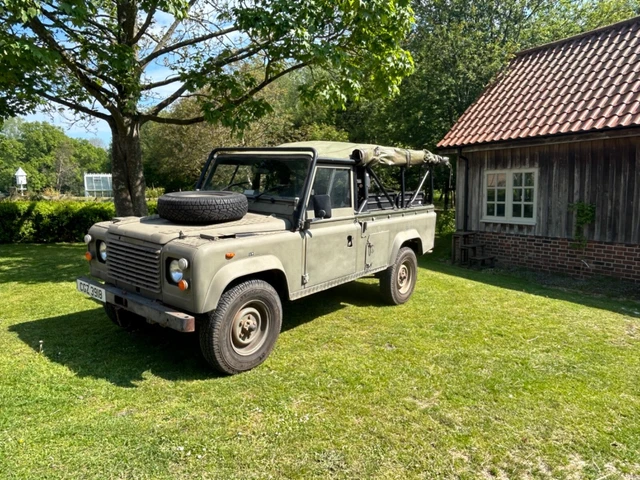 EX MILITARY LAND Rover Defender 110 £8,500.00 - PicClick UK