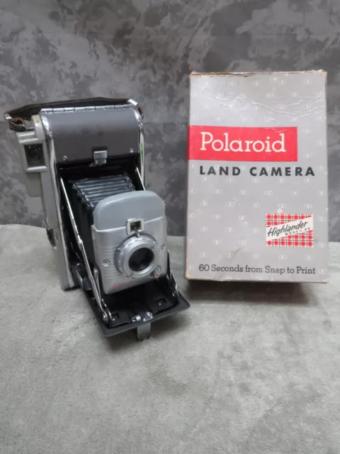 Vintage Instant Land Camera POLAROID Highlander Model 80 Original Box