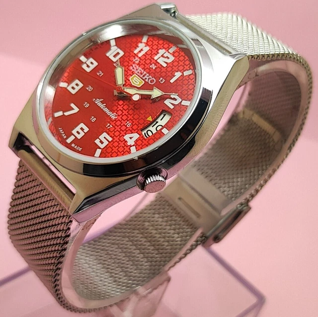 Japan made Seiko 5 Automatic Red Dial 17 Jewels stainless steel Mens Wrist Watch