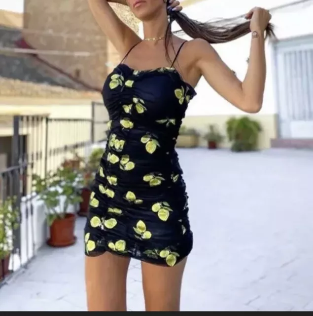 Abito mini ricamato zara 2025