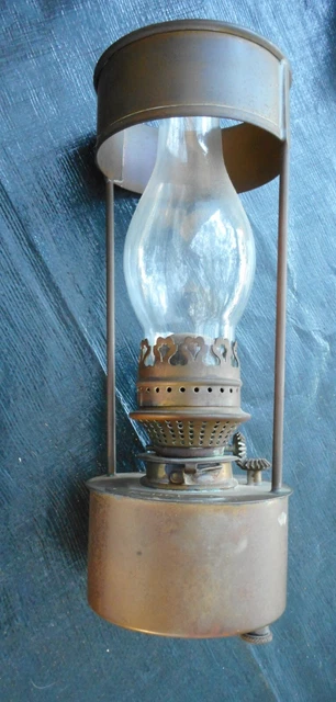LAMPE A PETROLE En Porcelaine De Paris Sevres Decor Bateaux Marine