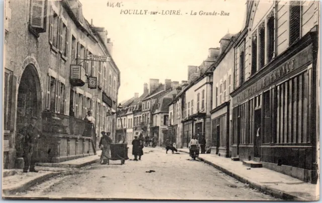 58 POUILLY SUR LOIRE - partial view of the main street.