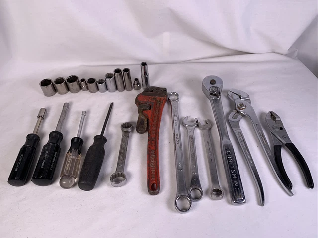 Vintage Craftsman Tool Lot 15 Piece Sockets Ratchet But Driver Screw Driver USA