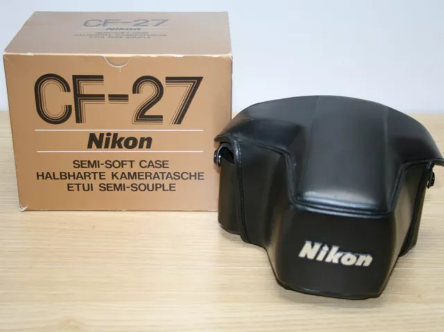 Funda original para cámara Nikon CF-27 de cuero negro con caja original