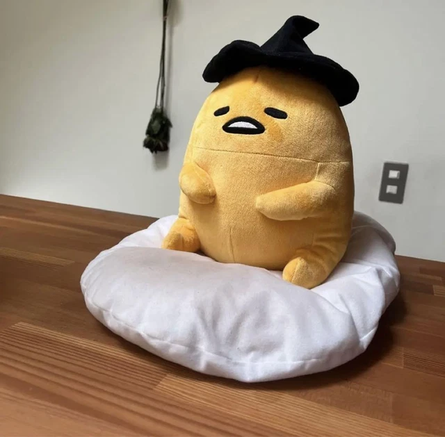 Gudetama top halloween plush