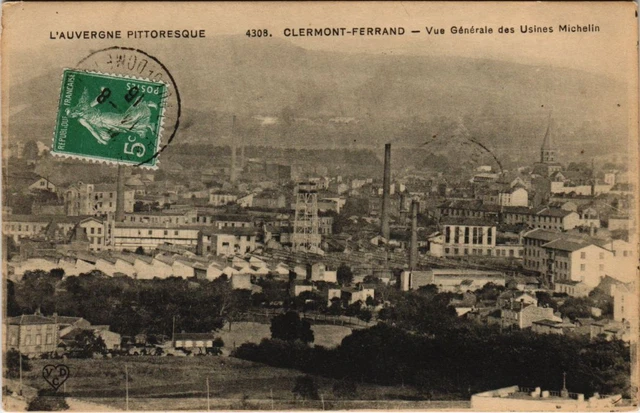 CPA Clermont Ferrand Usine Michelin , Entree des Ateliers (1238209
