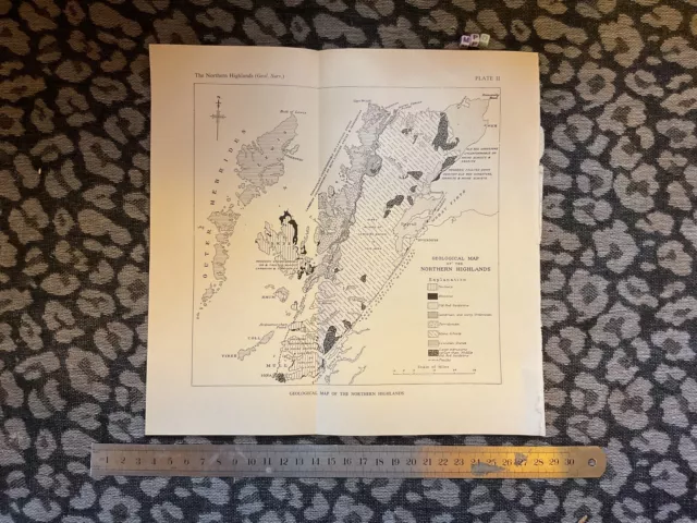 RARE GOVERNMENT  VINTAGE GEOLOGICAL MAP - Earthquakes , Volcanoes , Highlands