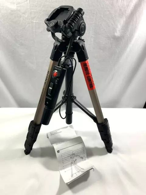 Sony VCT-670RM Tripod w/carrying case and box complete instructions.