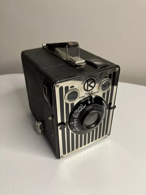 Kodak Brownie Six-20 Model B - Vintage 1930's Art Deco Box Camera With Manual