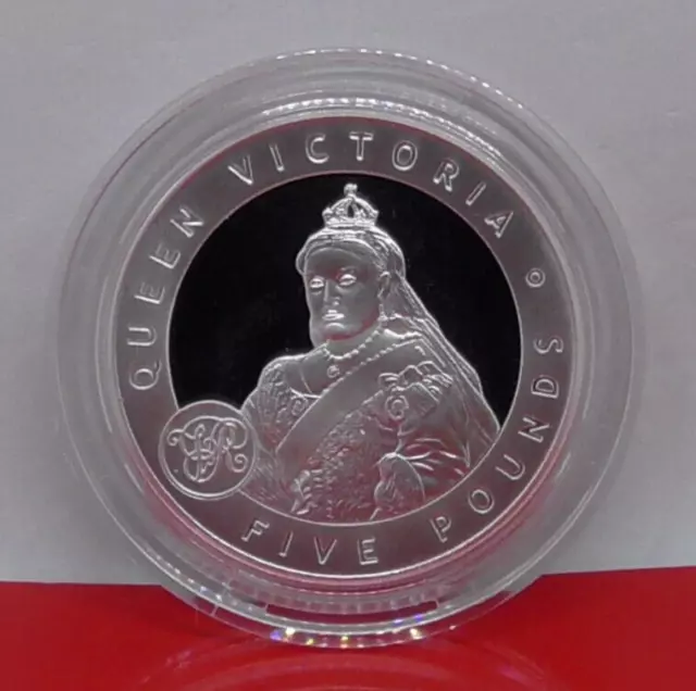 Solid Sterling Silver Guernsey Coin 2006 £5 Queen Victoria with COA