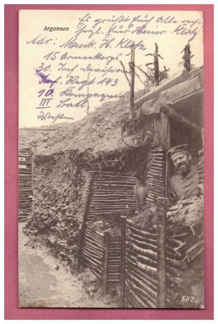 AK  Argonnen Deutsche Landser im Schützengraben Frankreich, Matsch I.R. 143