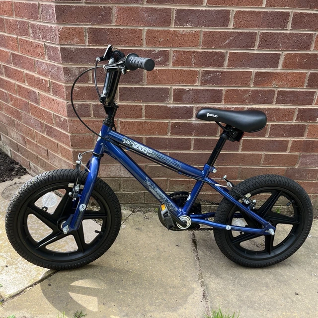 X-RATED SHOCKWAVE KIDS BMX Bike 16
