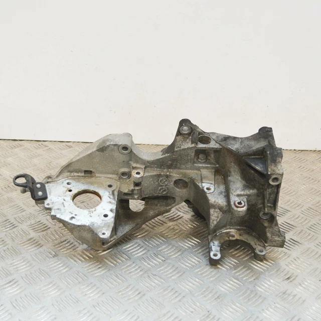 Support d'alternateur Audi A4 B8 03L903143H 2.0 TDI 105KW CAGA 2010