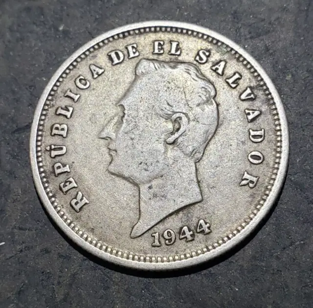 1944 El Salvador Silver 25 Centavos Coin