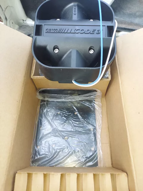 23Hh59 Code 3, C3100, 100 Watt Siren Speaker, New