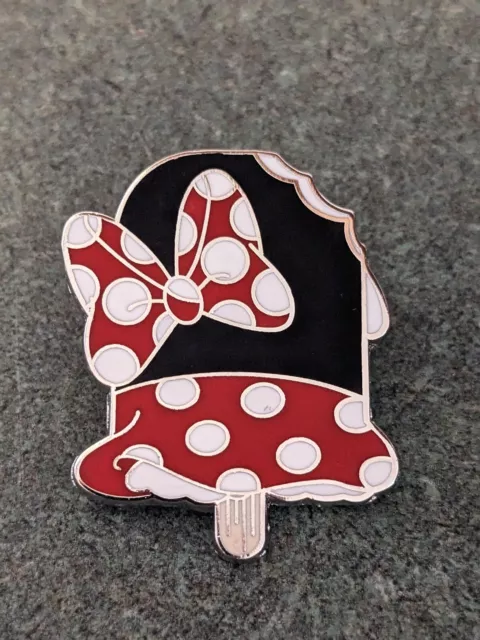 Disney Pin Trading Ice Cream Bar Mystery Minnie Mouse polka dots treat 2018