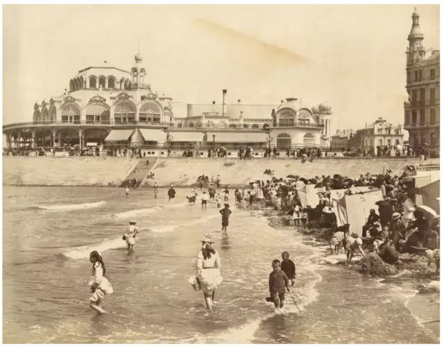 N.D., Belgique, Ostende, La plage et le Casino Kursaal vintage albumen print,