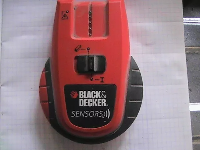 detecteur de metaux black et decker