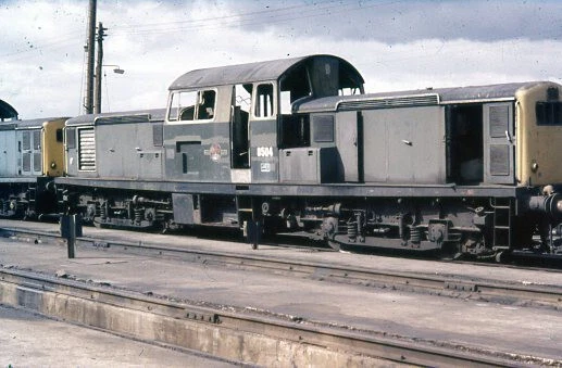 ORIGINAL COLOUR SLIDE of D8504 BR class 17 Clayton diesel loco £9.48 ...