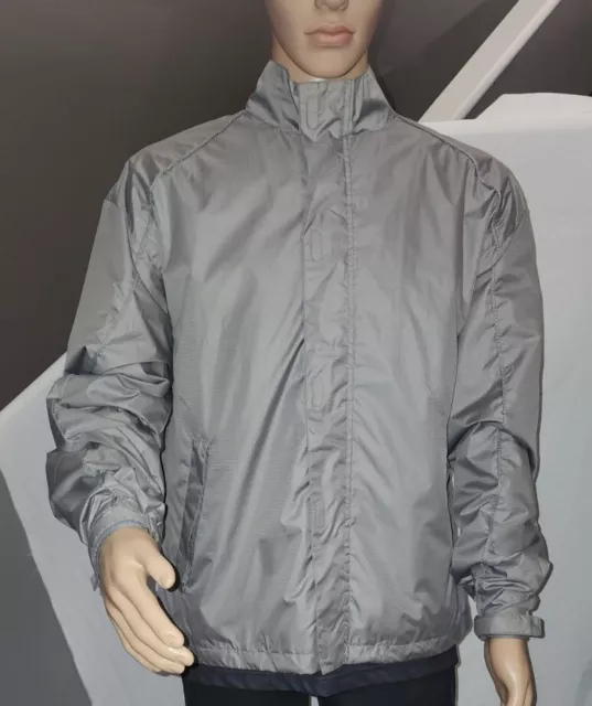 Heritage Cross Men's XL Windbreaker Jacket Wind and Water Resistant Silver Zip
